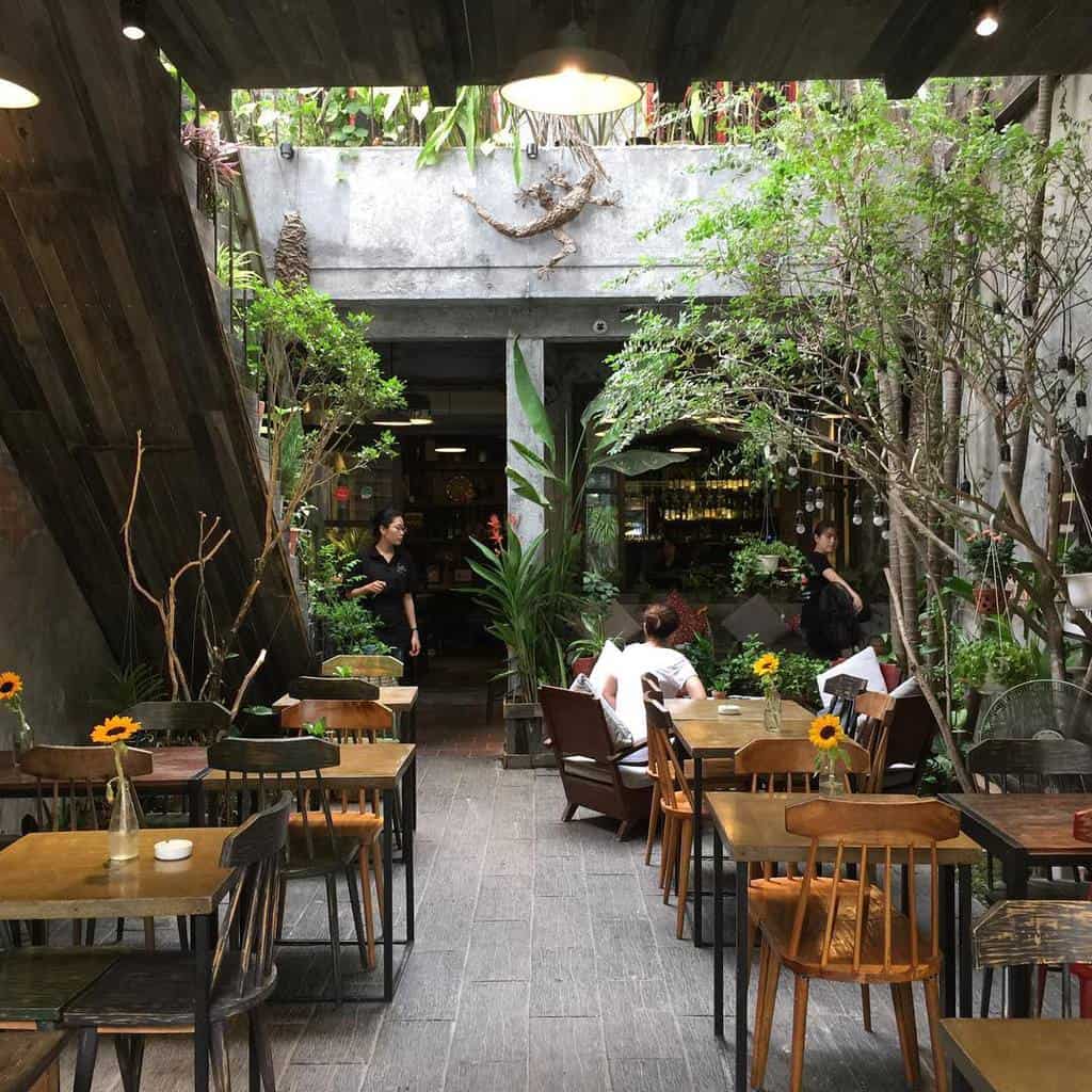 The Coffee House hướng đến mô hình hoạt động mới sau đại dịch  Tạp chí Kinh  tế Sài Gòn